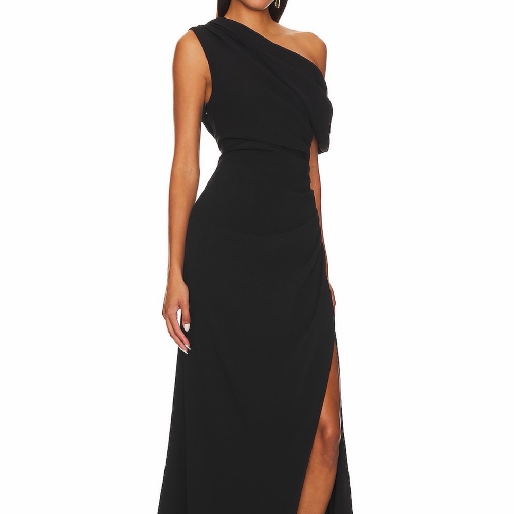 Elliatt Isadora Black One-Shoulder Gown - Picture 2 of 6